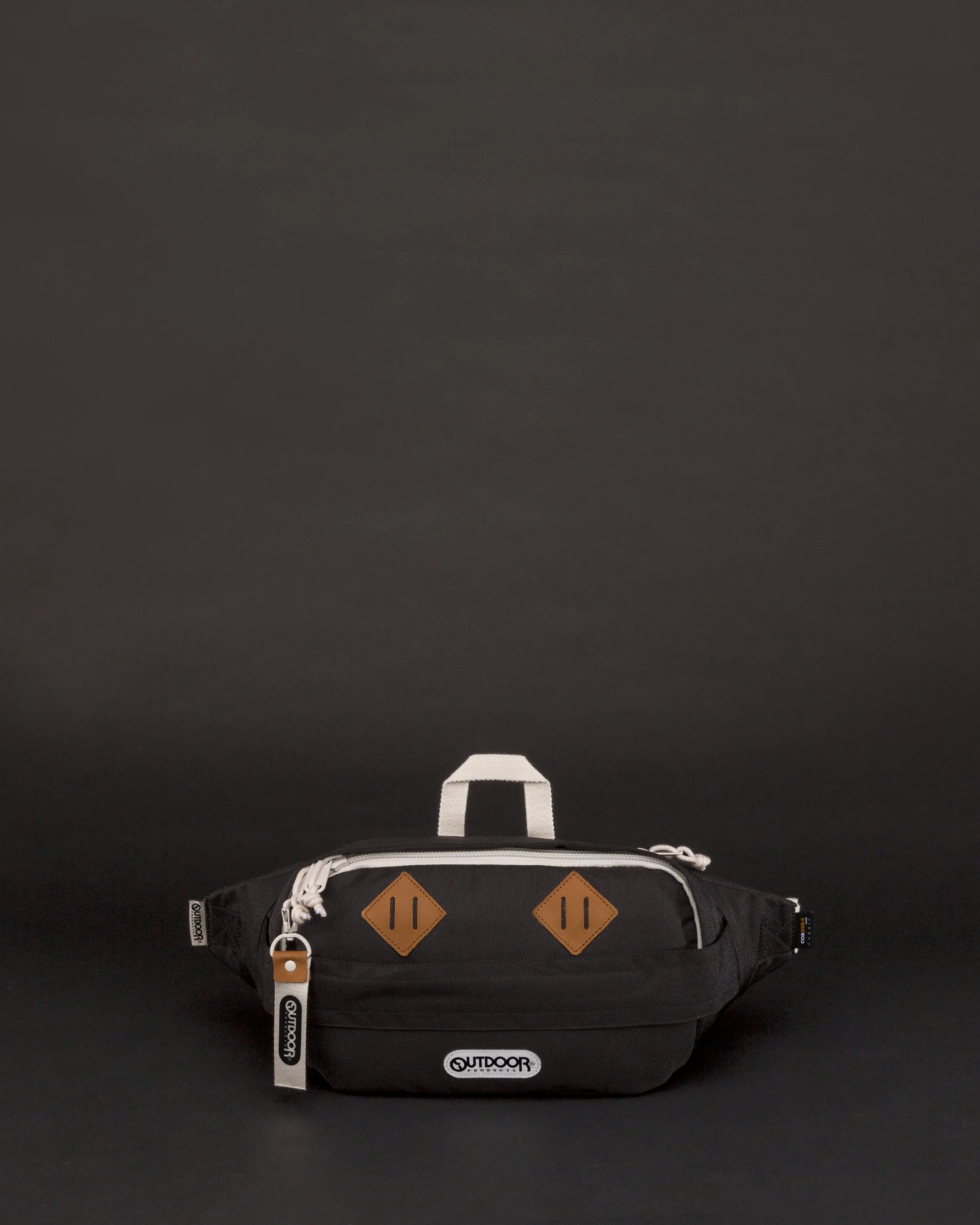 1324-trail-fanny-pack-black.jpg