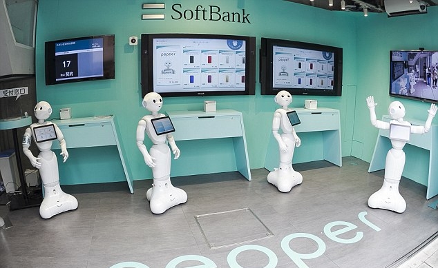 3283462400000578-3507541-SoftBank_has_replaced_staff_with_a_team_of_10_humanoid_Pepper_ro-a-34_1458814483836.jpg