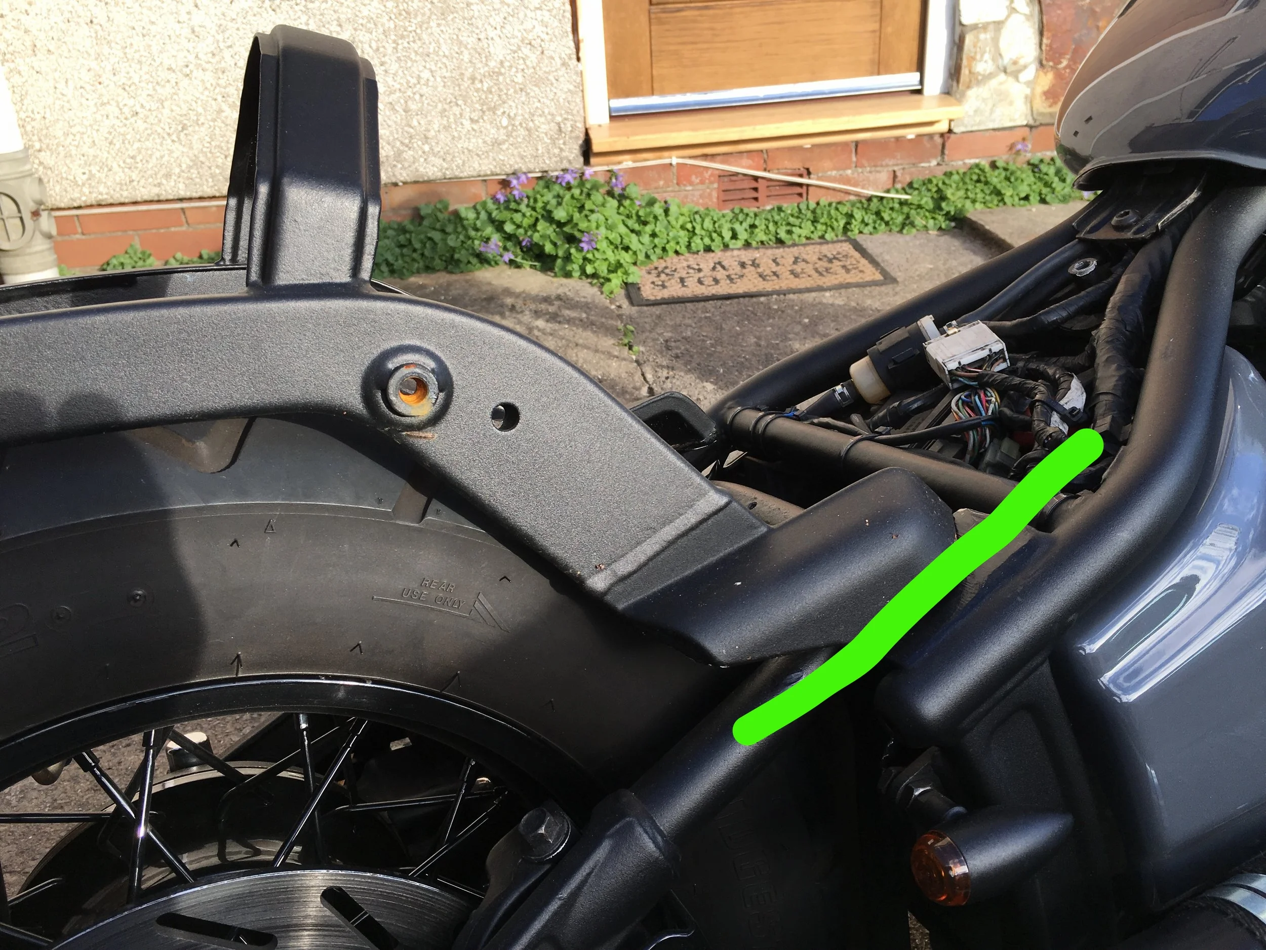 bobber 1100 dragstar