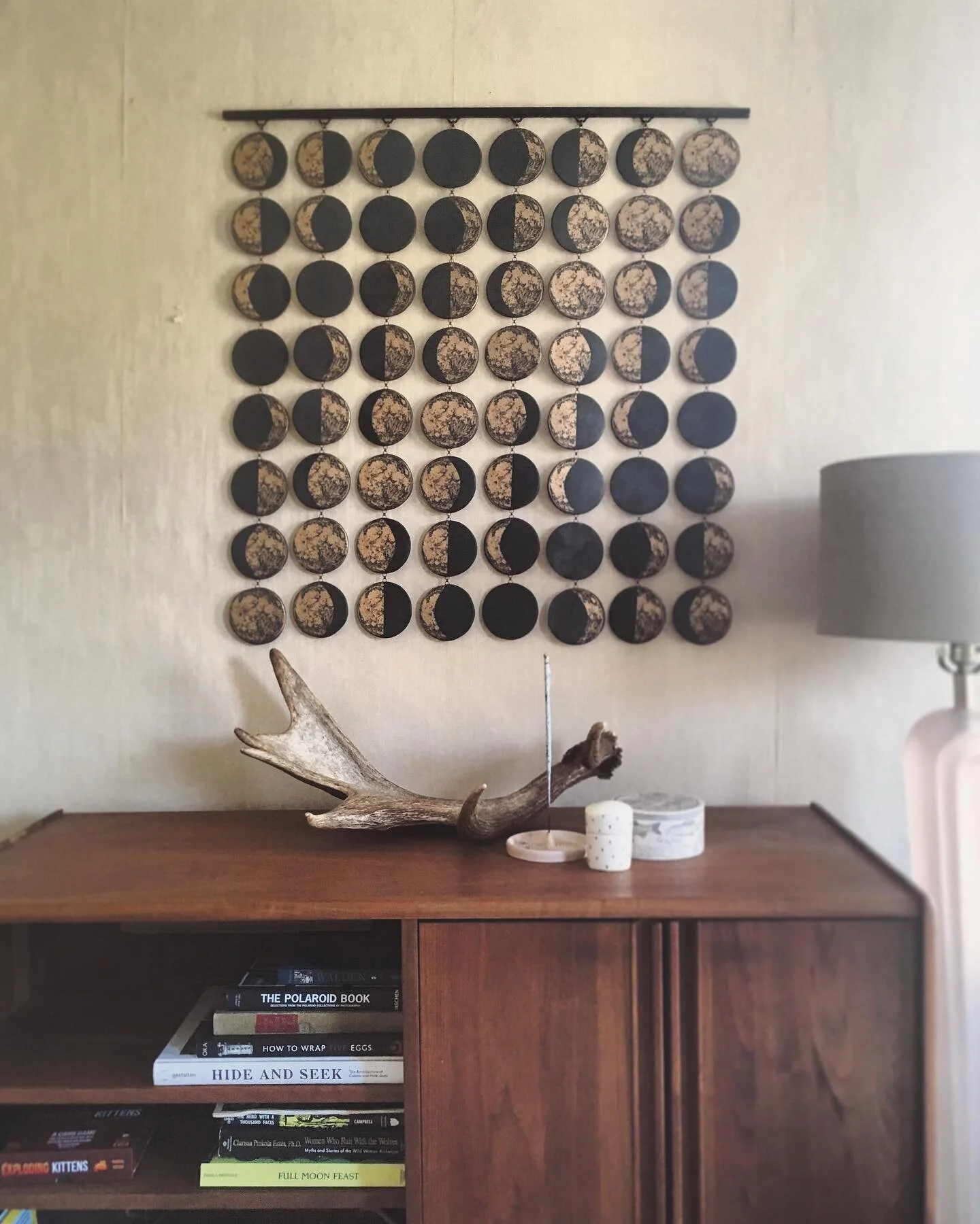 Remembering our little quarantine scene at home. I can barely recall where those two months went 🤯 now it&rsquo;s back to the grind and gearing up for the Fall. But oh how I miss sitting and doing nothing, staring at this wall and our one-of-a-kind 