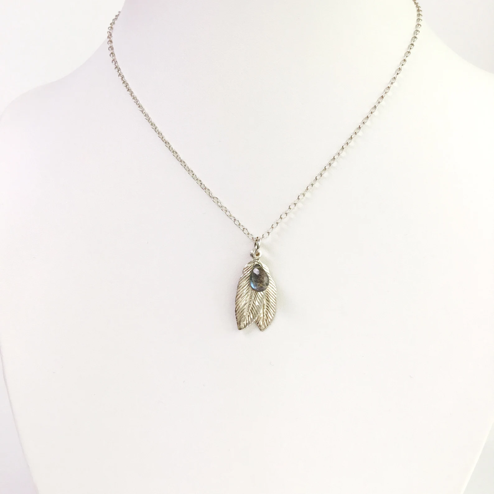 labradorite jewelry.png