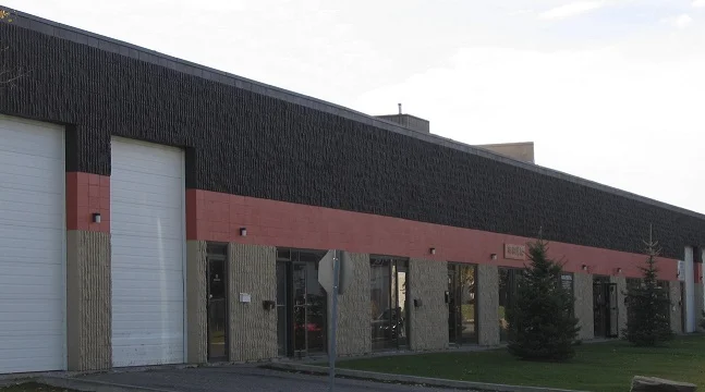 4451 - 64 Avenue S.E.