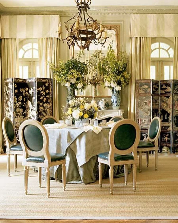 Mise-en-sc&egrave;ne, some of my favorite dining rooms: Grateful.
Happy Thanksgiving!
#bobbittandcompanyinteriordesign
