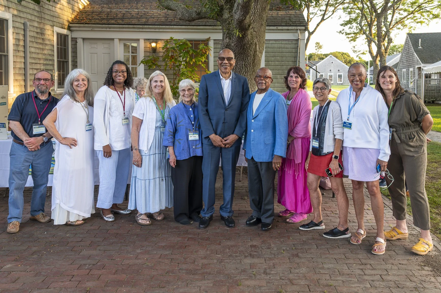 The Volunteers with Eugene Robinson