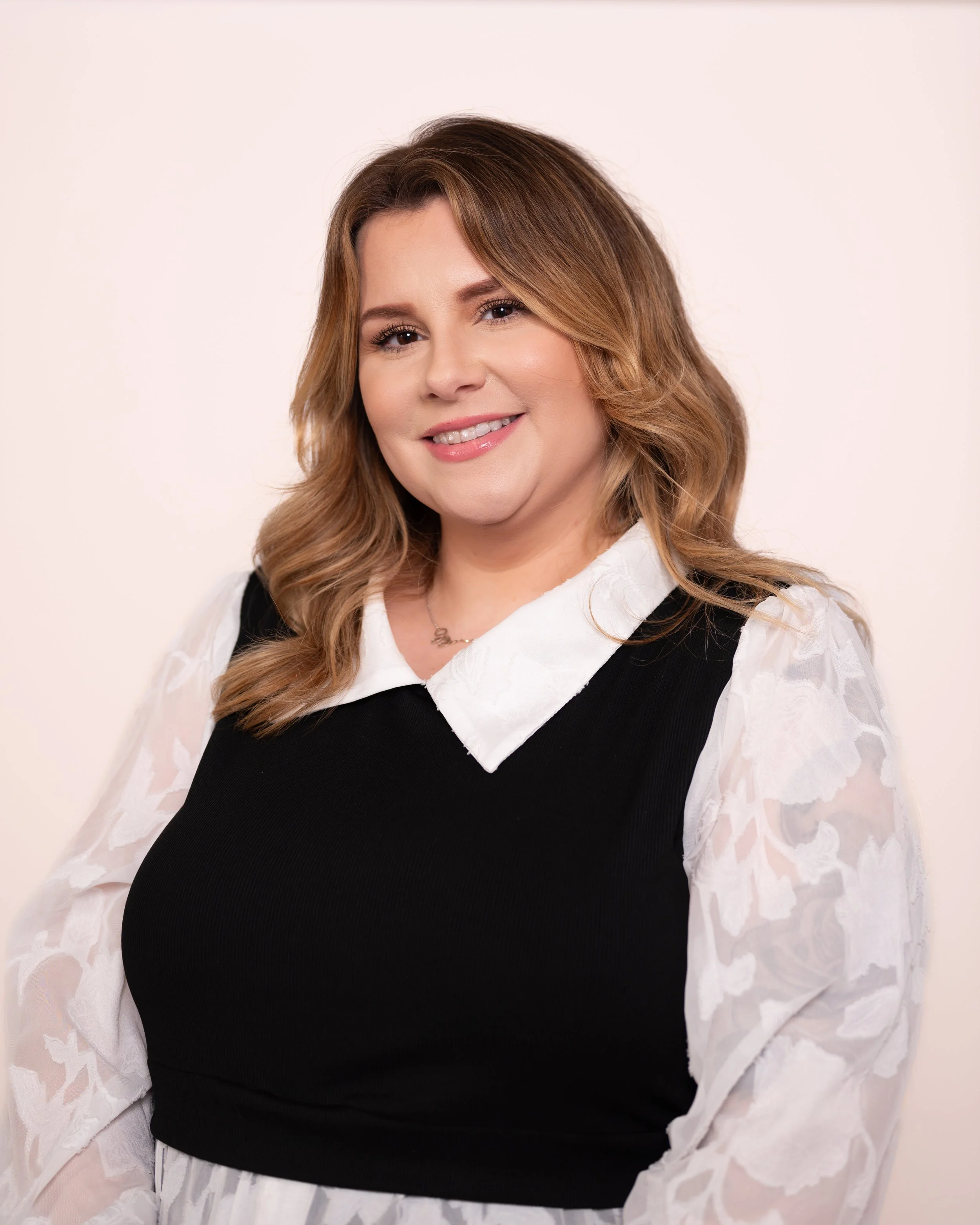 Sarah Weist - Hairstylist