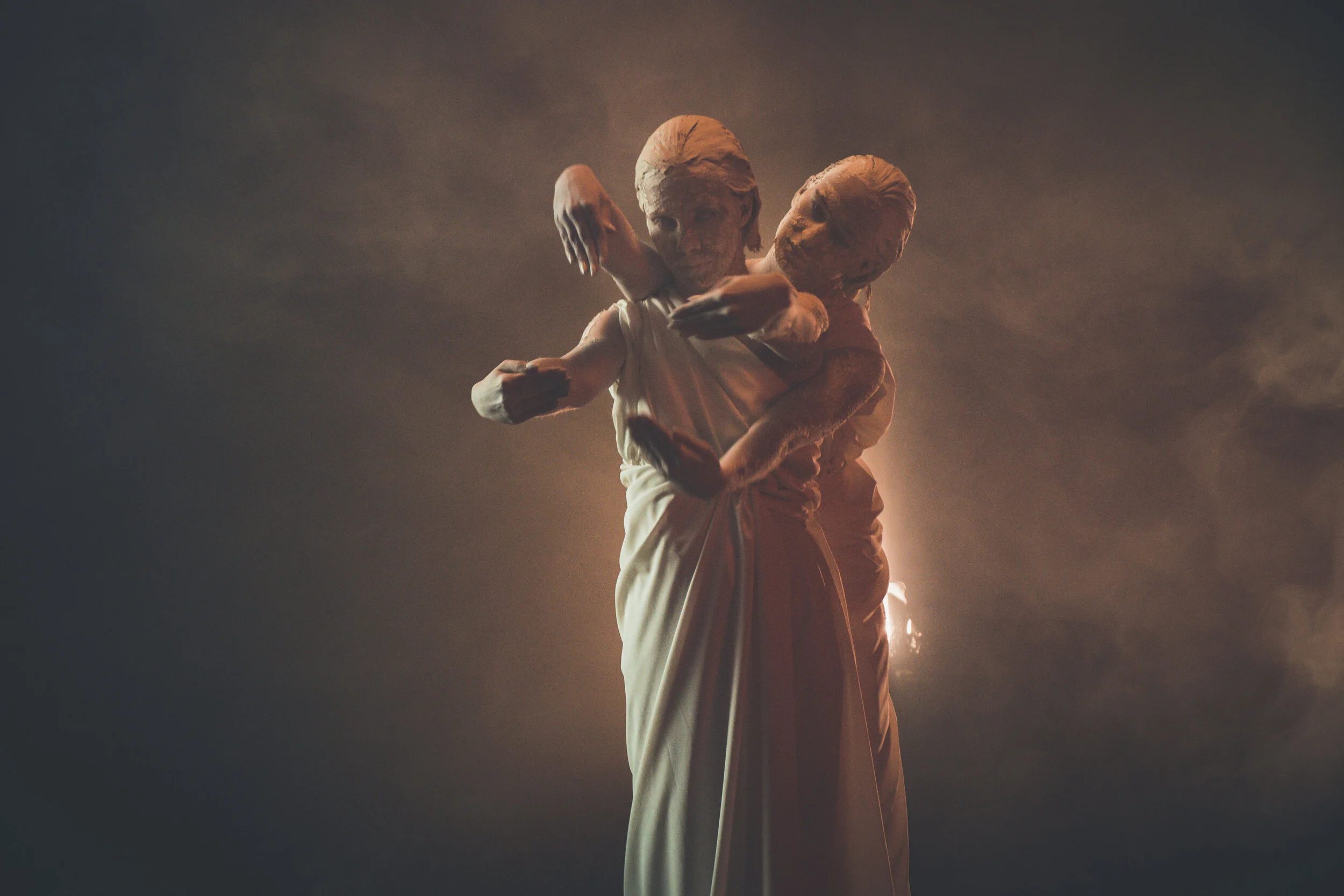 האסתטיקה של הלהקה חובקת כל…