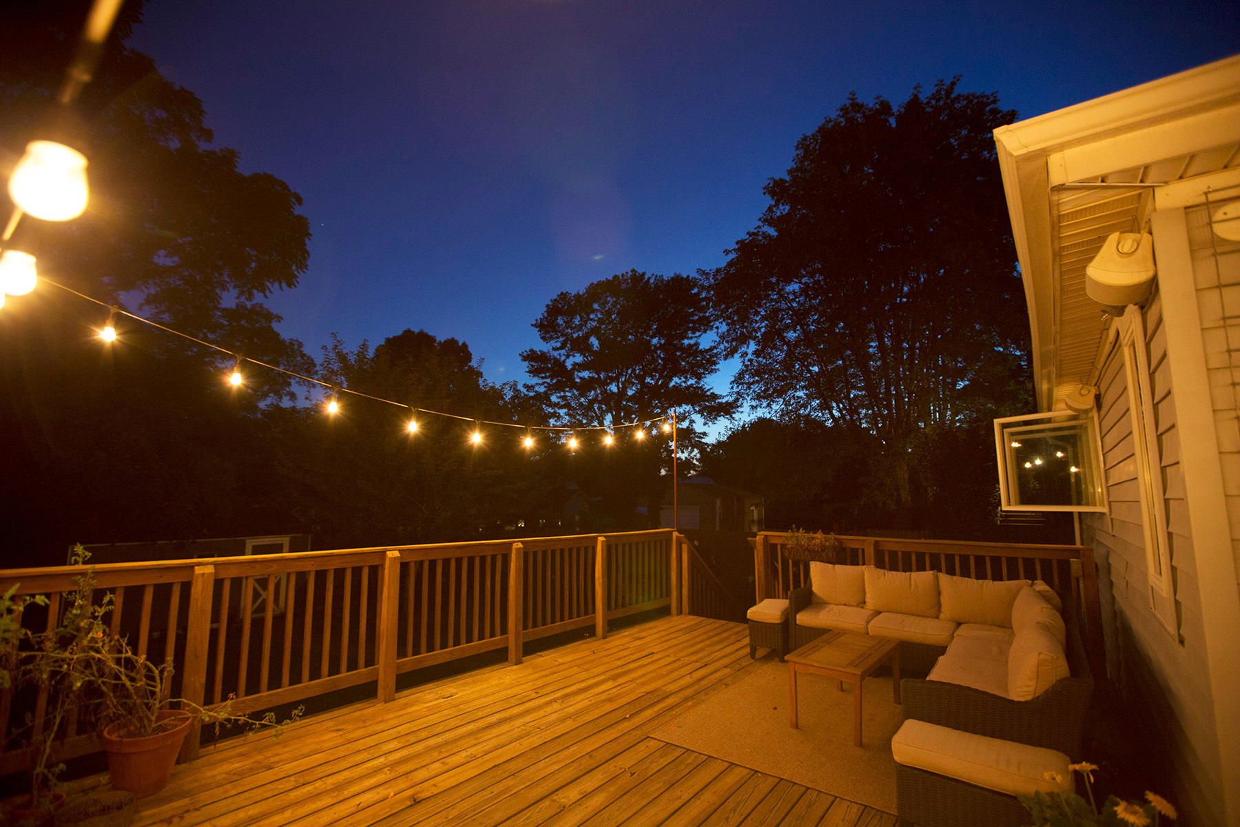 BACK DECK
