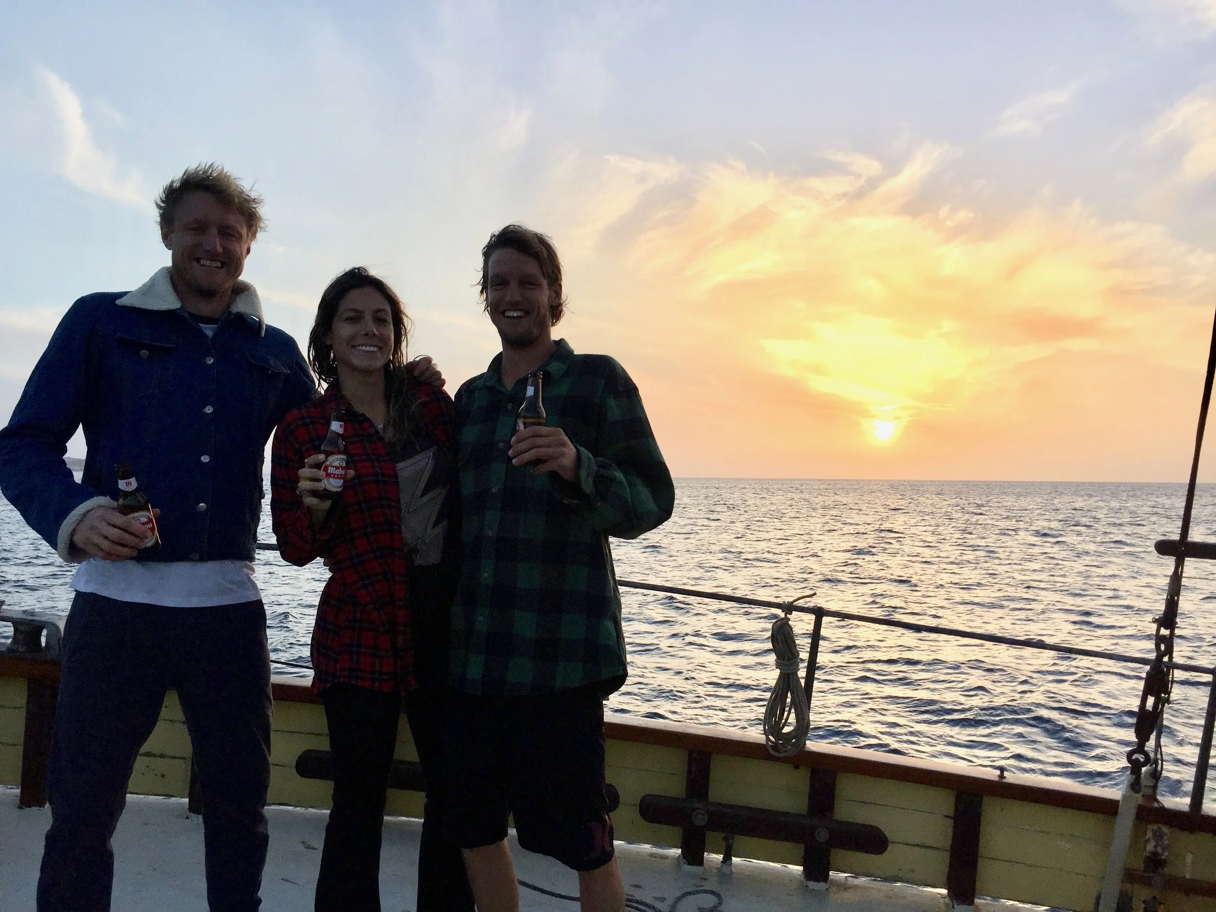 Sundowners with Sam and Amanda, was rad having you guys come and stay onboard