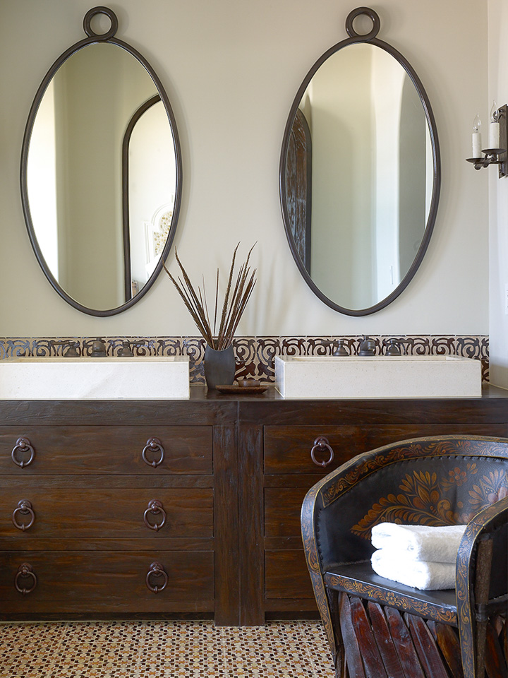 Ocean Front Villa - KARA MANN