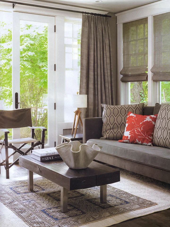 Lakeview Residence - KARA MANN