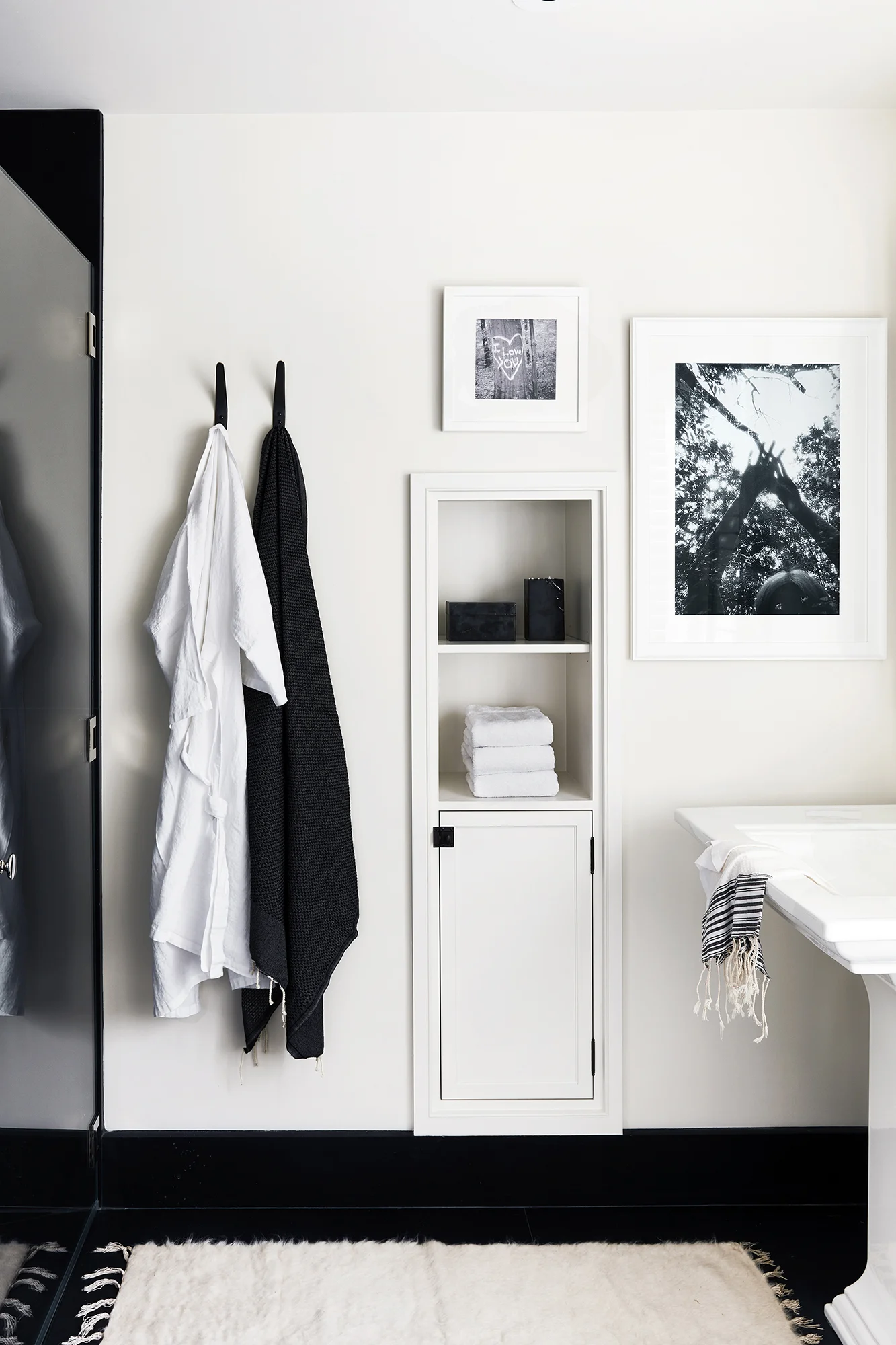 K.Mann_Nantucket_Master Bath.jpg