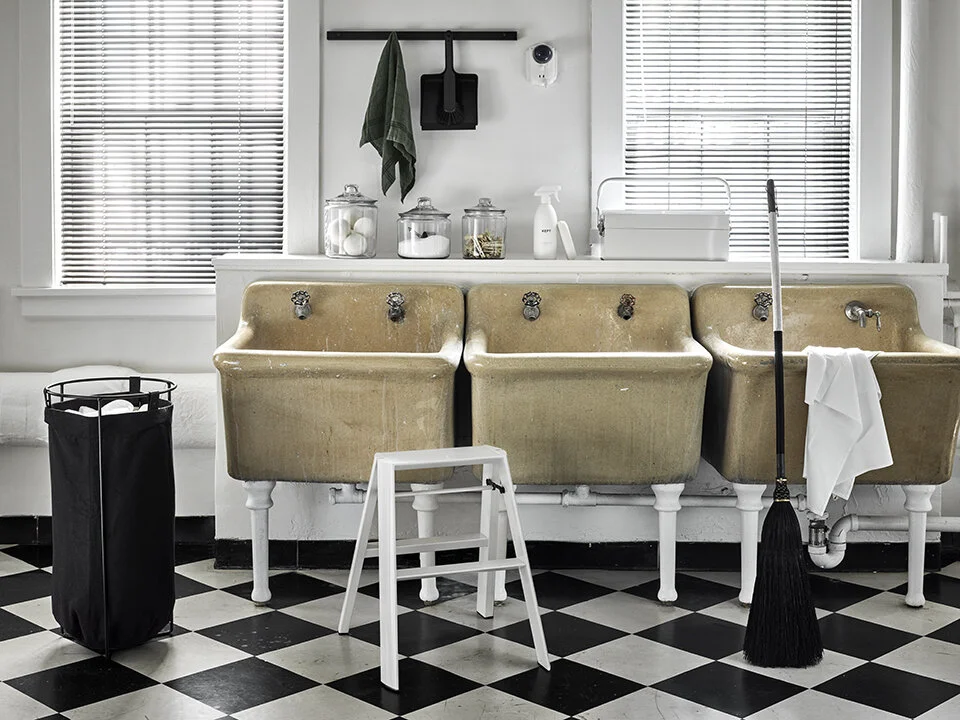 LAUNDRY OVERALL BLACK_drewretouch.jpg