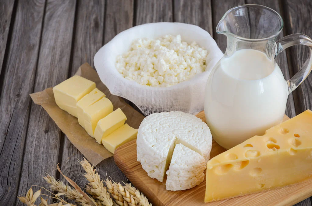 Exploring the Pros and Cons of Dairy and tons of info to help you determine if it is right for you - spoiler alert: it depends: Exploring the Pros and Cons of Dairy