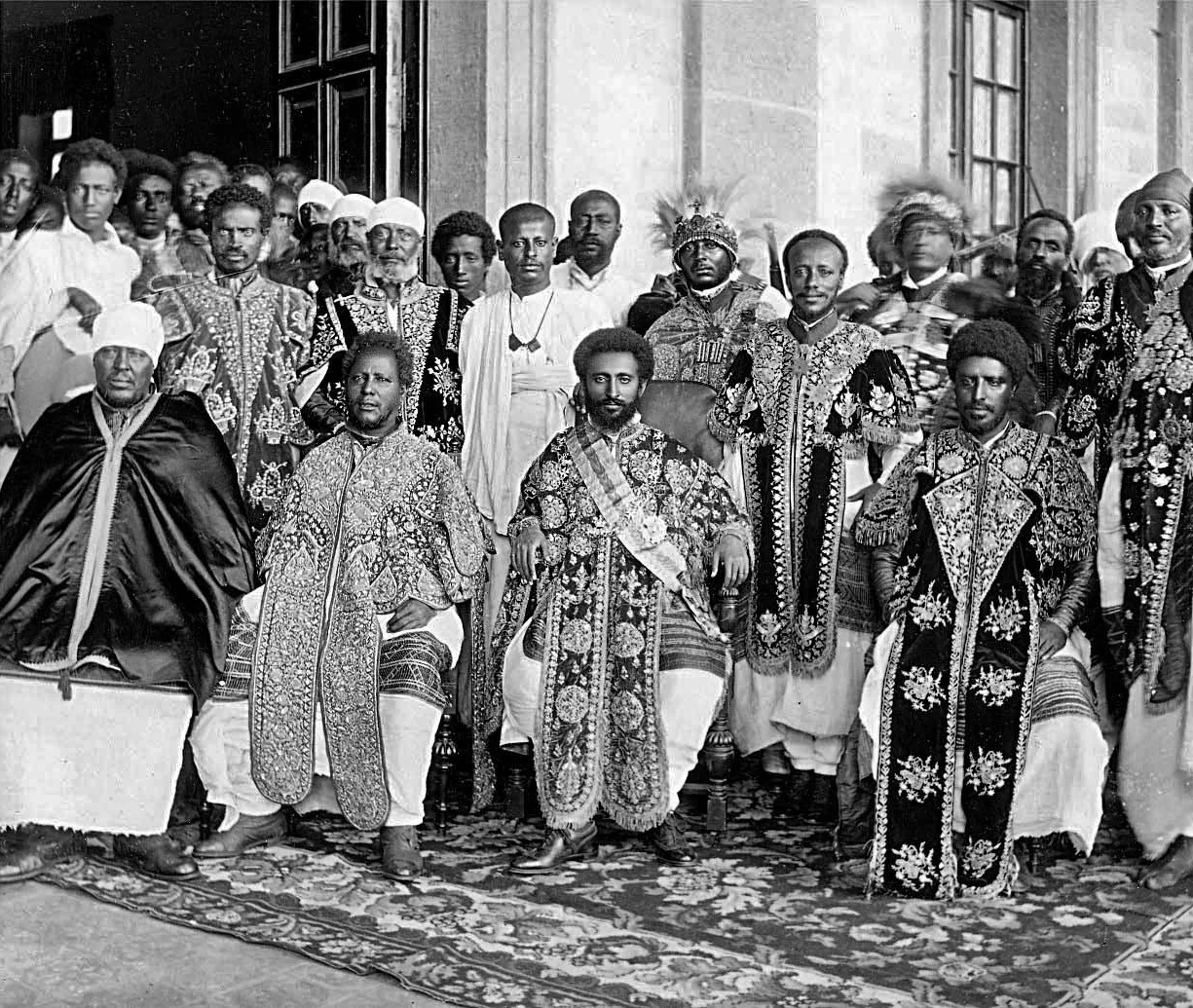 Haile-Selassie-and-group.jpg