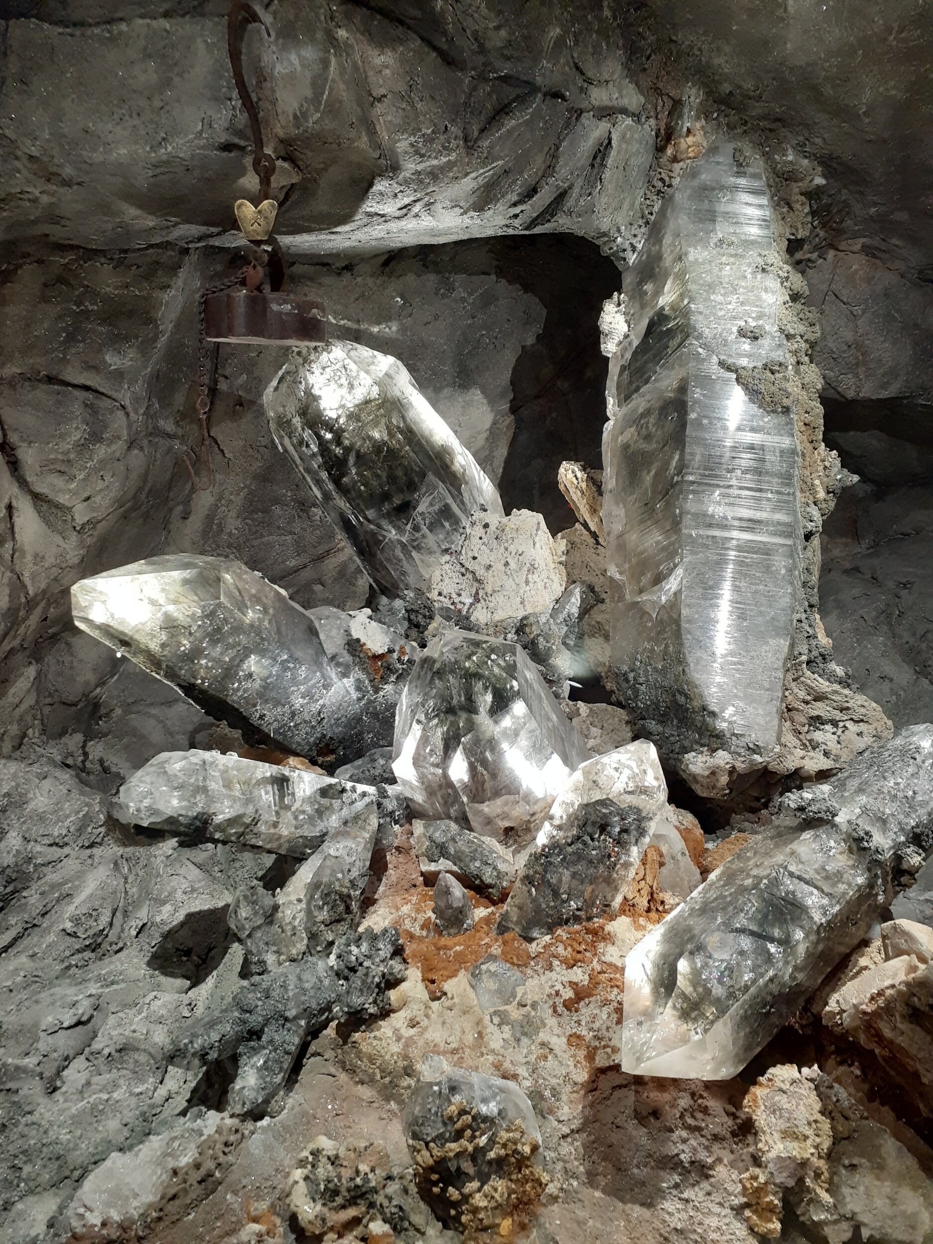 Minerals in The Gem Cave
