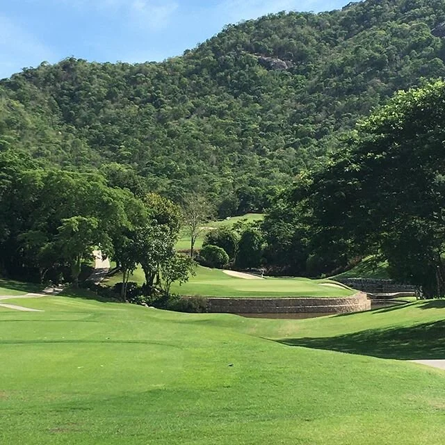 Black Mountain&rsquo;s signature hole, the course is in fantastic condition !