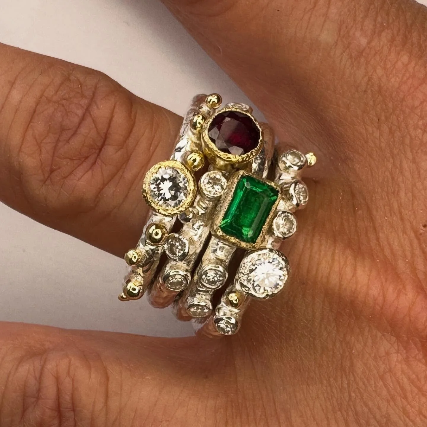 ❤️&zwj;🔥❤️&zwj;🔥Sexy Stack❤️&zwj;🔥❤️&zwj;🔥Sara Wanted Her Rings Remodelled into a Stack That so That She Could Enjoy Them Everyday. I am So Delighted With How The Stones Look SO Tasty in Their New Settings! Swipe to The End to see The OG Rings&he