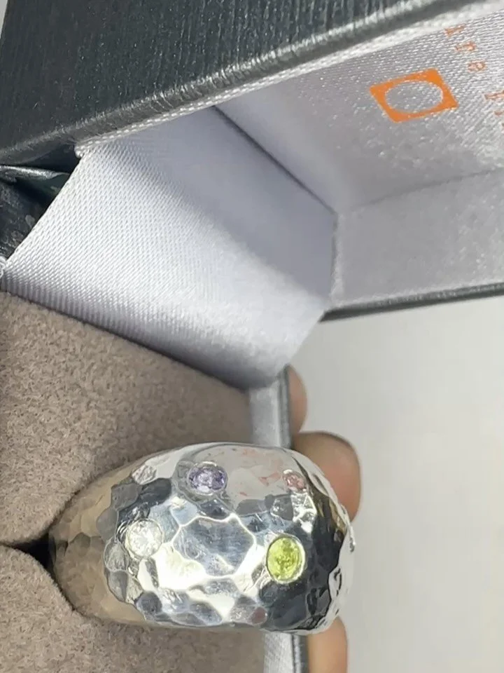 What a Bomb&eacute;! 💣 This Was a Surprise Commission from a Lovely Family for a 60th, Incorporating Family Birthstones. Such a Cool Idea 💡 x  #bespokejewellery #bespokejeweller #birthstonejewellery #beunique #bombering
