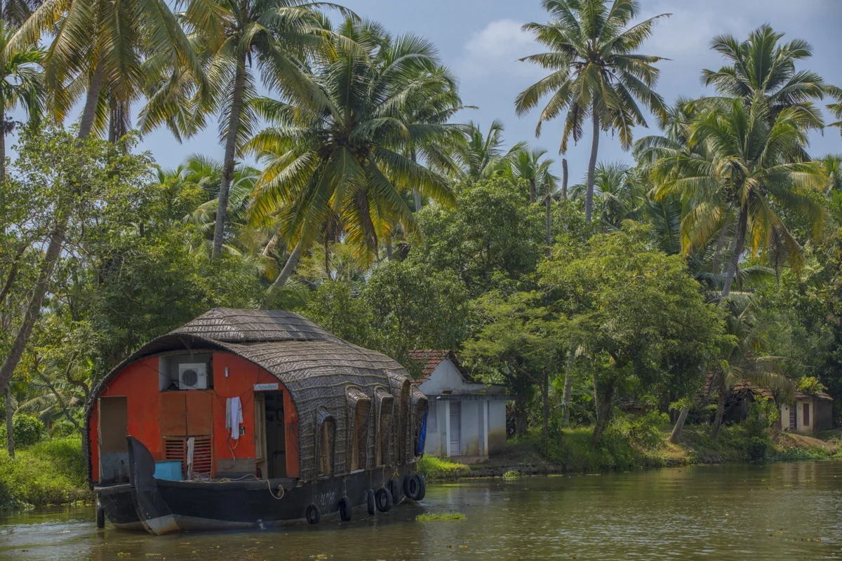 Backwaters and Houseboat, Kumarakom