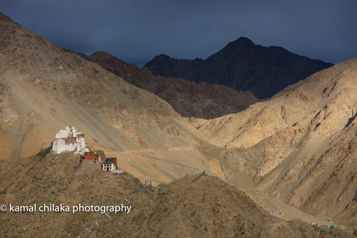 View of Namgyal Tsemo Monastery from Shanti Stupa Canon 5DSR , 70-200 f2.8 L IS II, 1/800 SEC @ f8, ISO 400