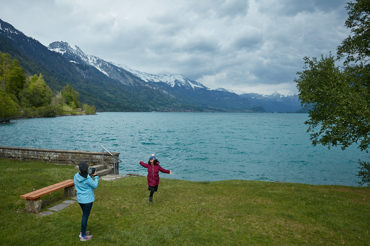 Kids enjoying the weather and beauty around Lake Brienz