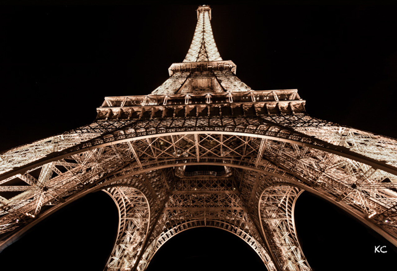 eiffel tower.jpg