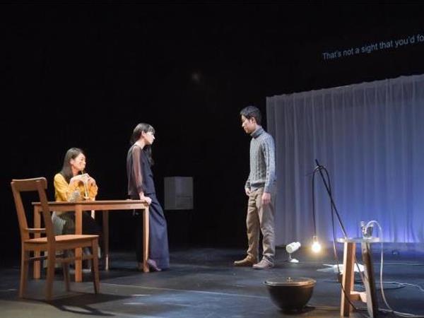 Izumi Aoyagi, Mari Ando and Yo Yoshida perform in Time's Journey Through a Room. Image by Masumi Kawamura