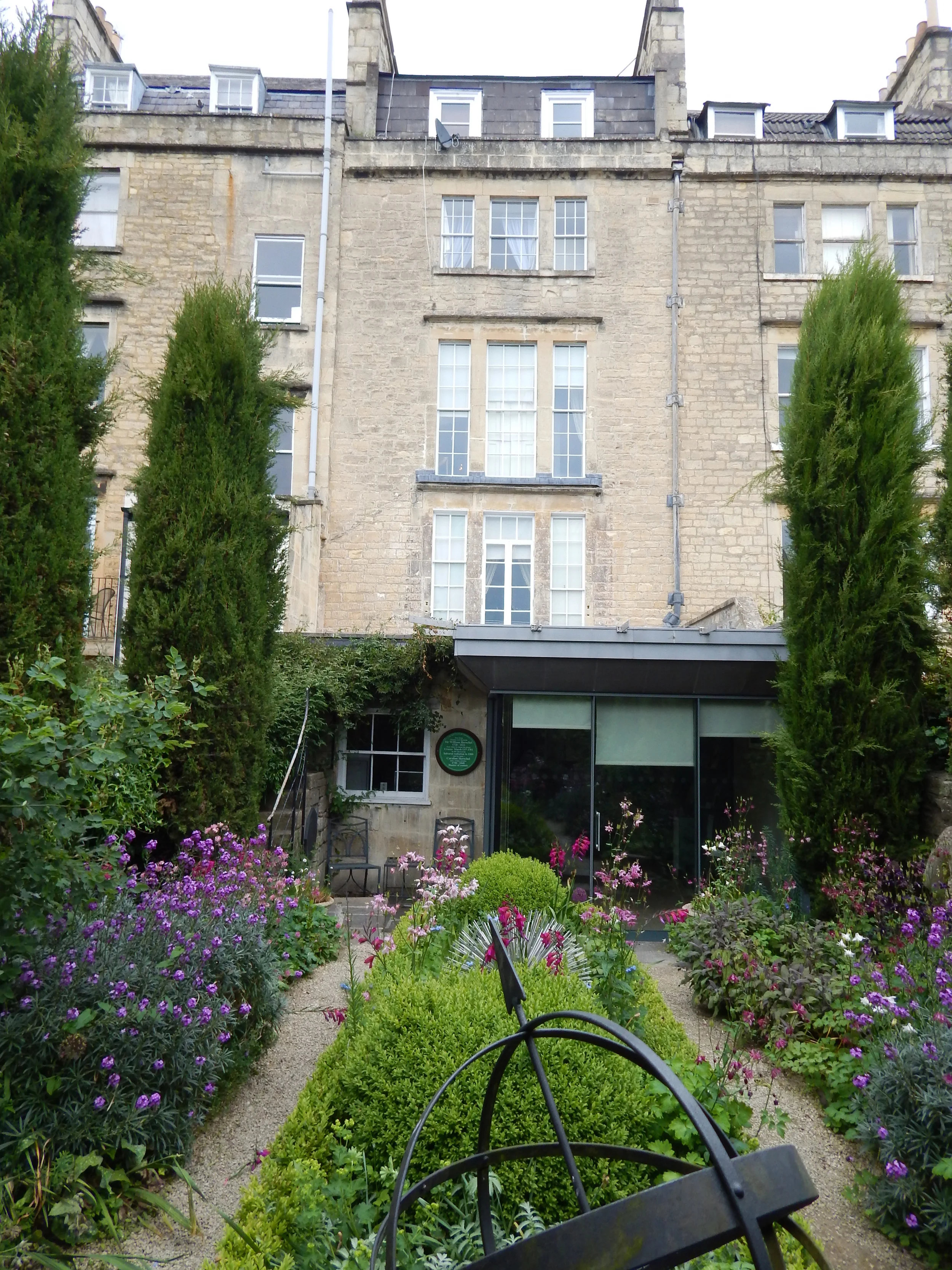The garden where Uranus was discovered