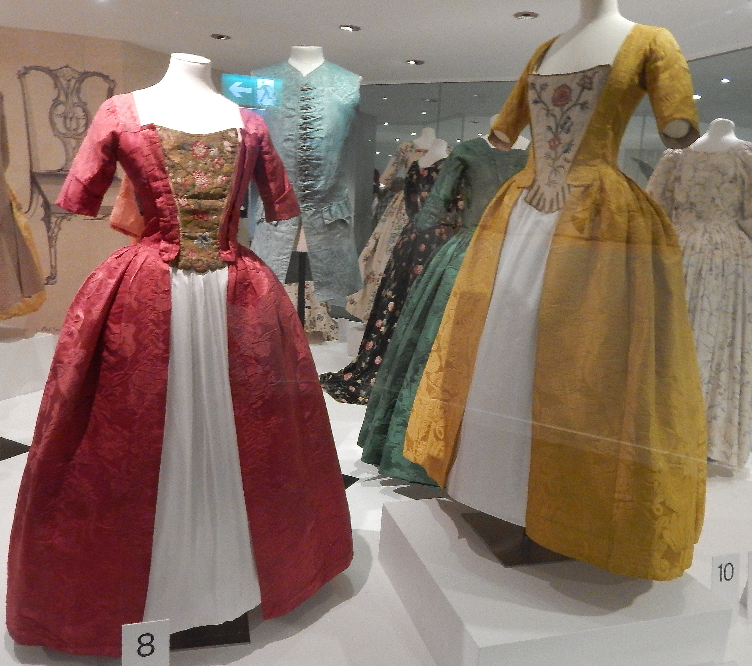 Yellow Damask 1746, Red Damask 1755