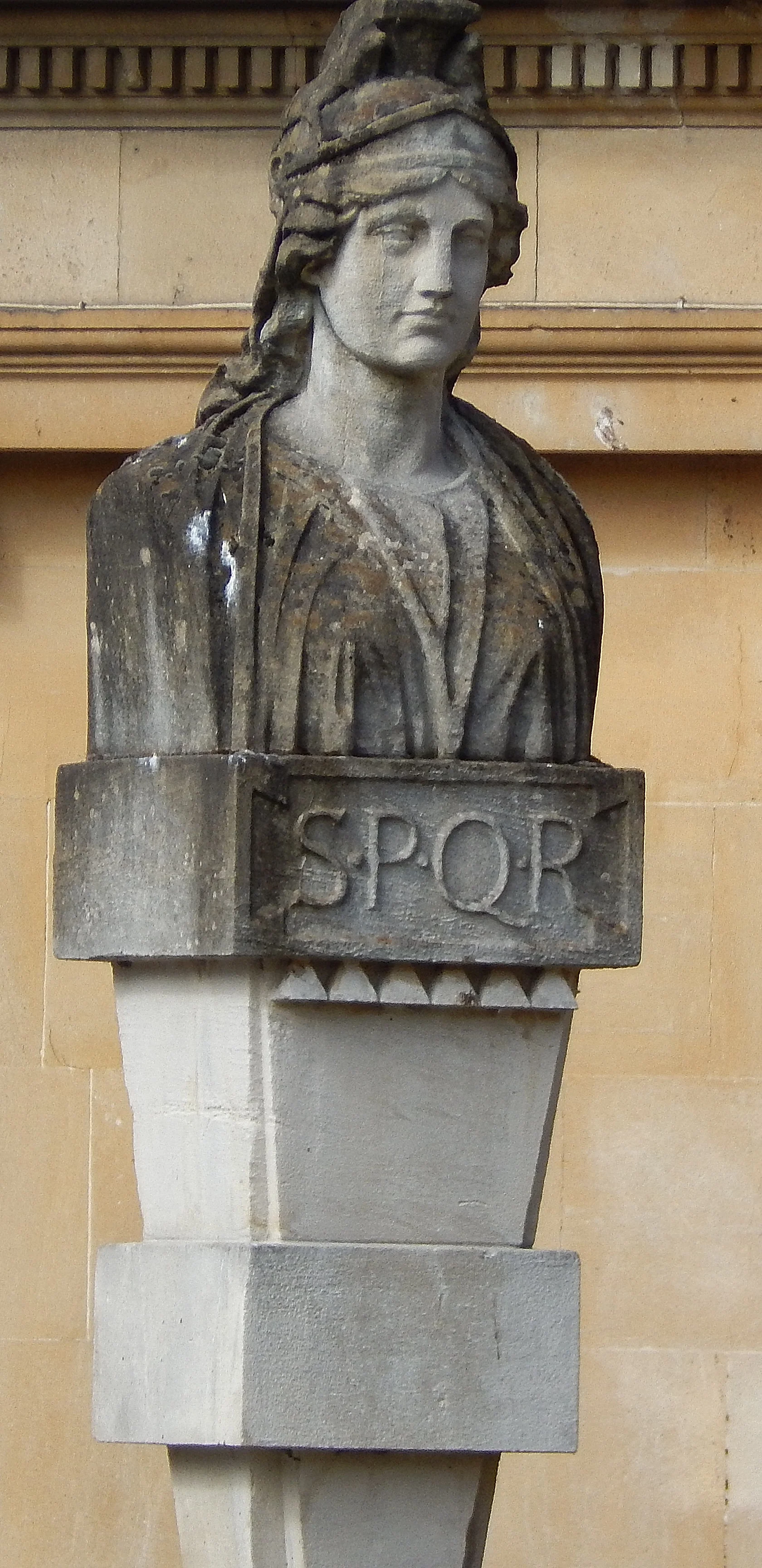 Statue