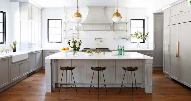 Modern-Farmhouse-Style-Boswell-Construction-01-1-Kindesign.jpg