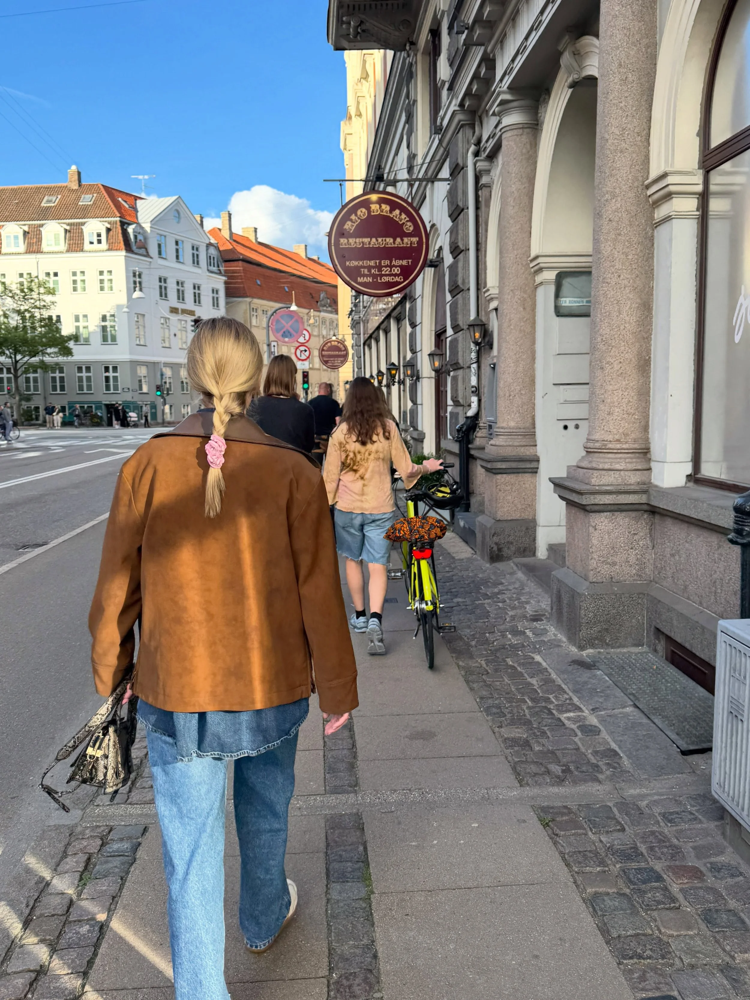 A new favorite design destination for me. 

Spent a few days exploring Copenhagen. I really fell in love with the vibe of the city. The bikes, the sauna, the design around sunlight. How does an entire city feel so relaxed yet lively? 

I really felt 