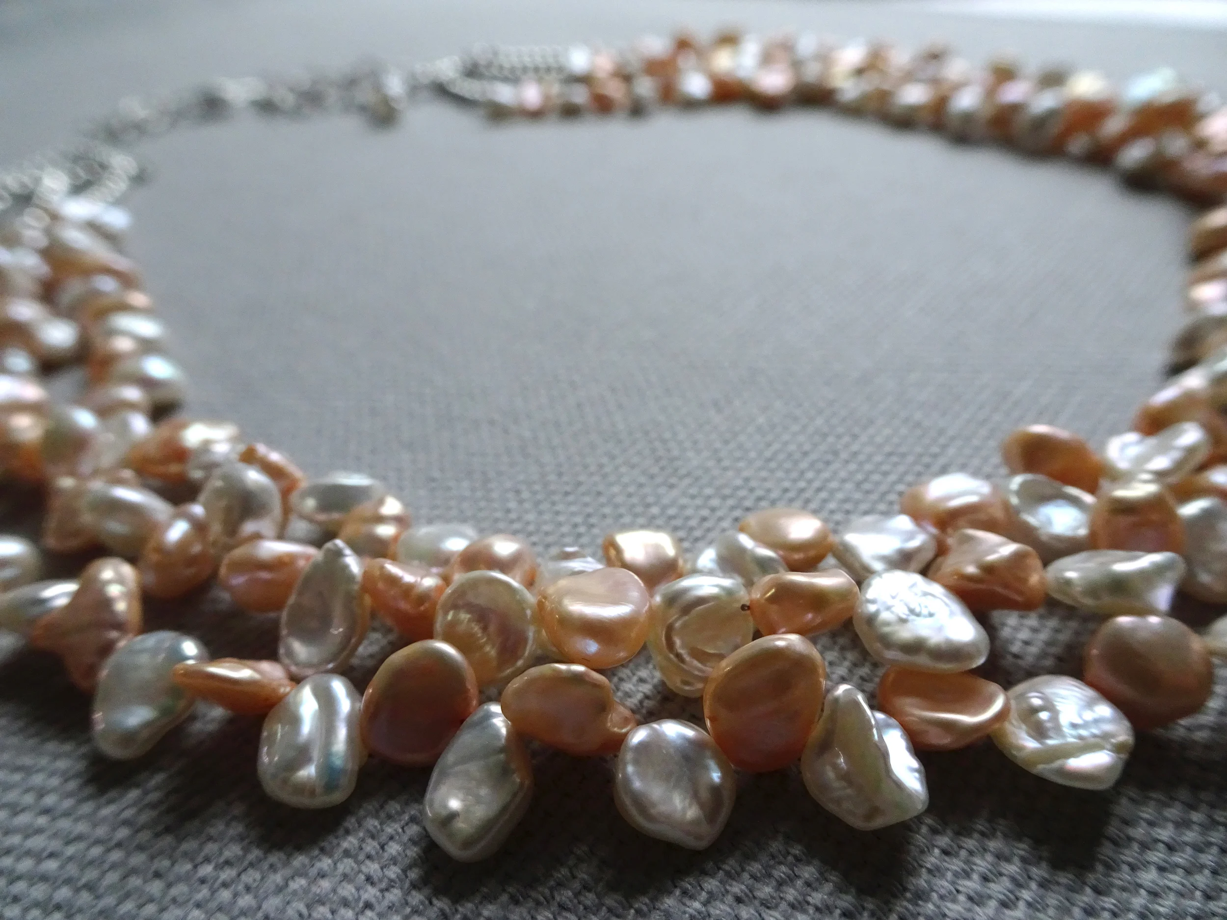 Peach blossom necklace1.jpg