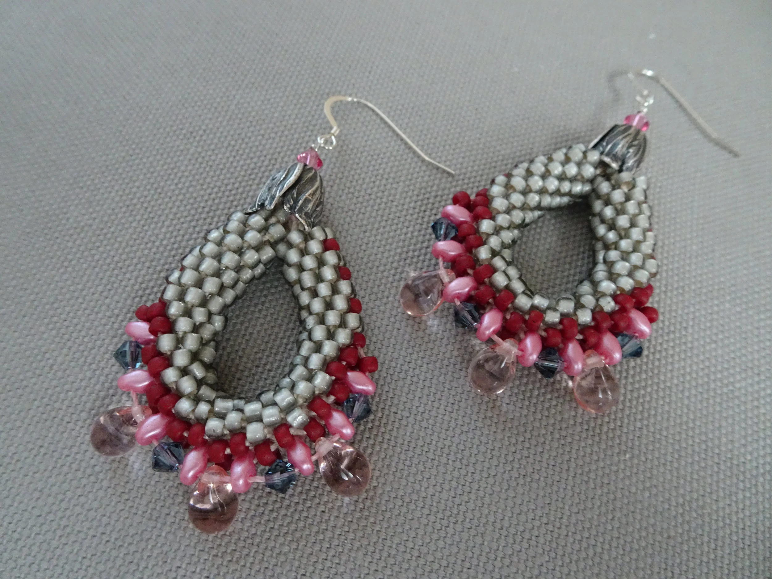 Be my valentine earringsgood.jpg