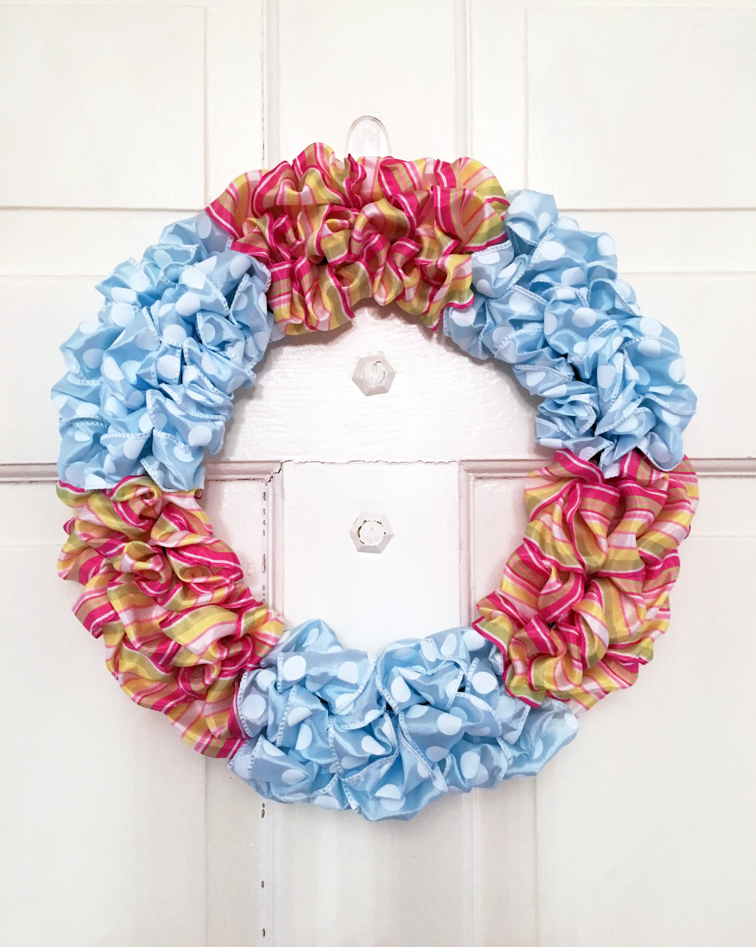 Blue tulip field wreath cropped2 good.jpg