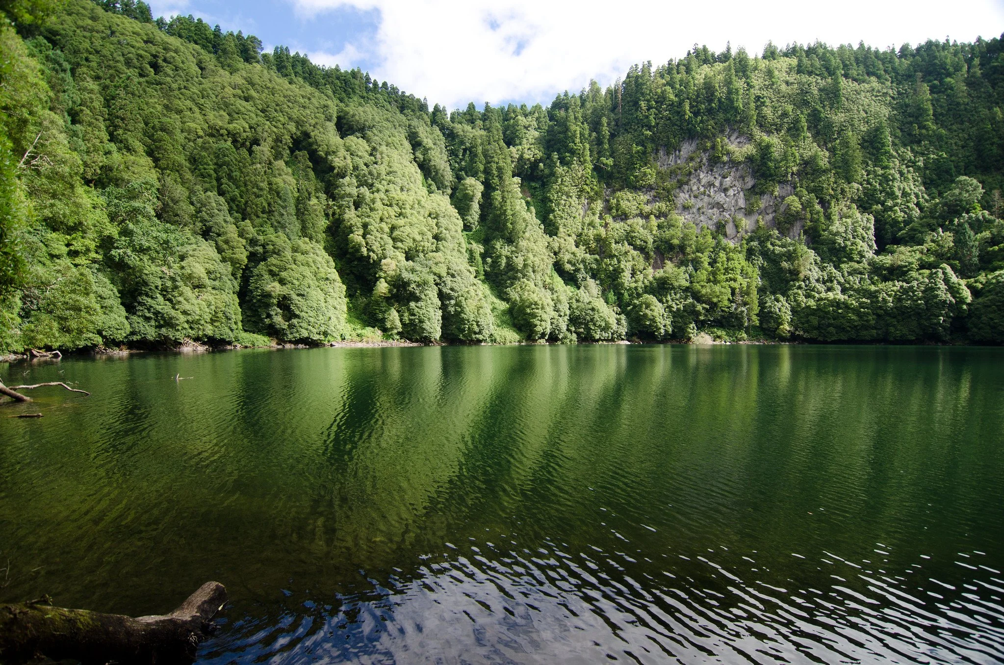 Airlines Flying to the Azores — Complete Guide 2026