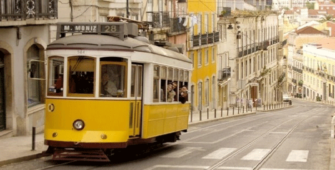 Follow 28 tram.png