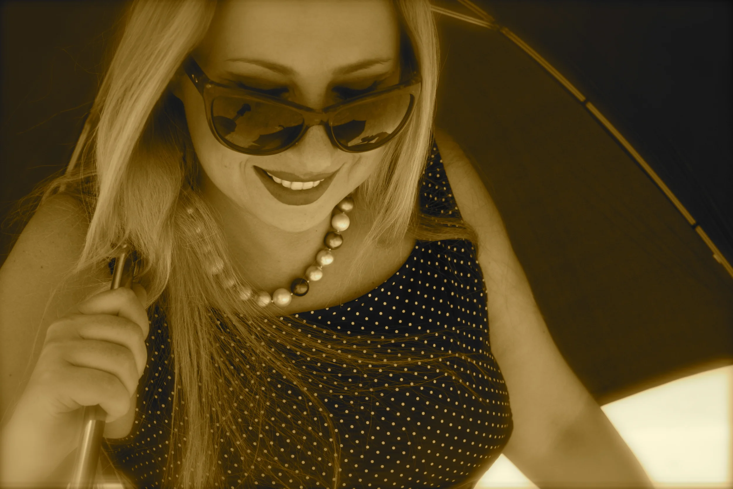 foto elena 1 edited.JPG