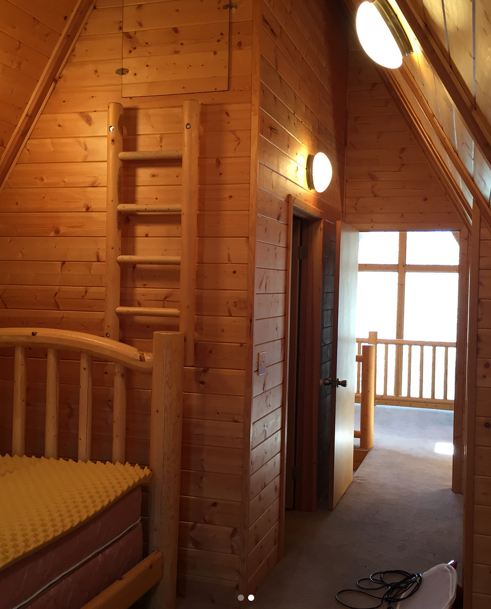 LOFT BEDROOM BEFORE