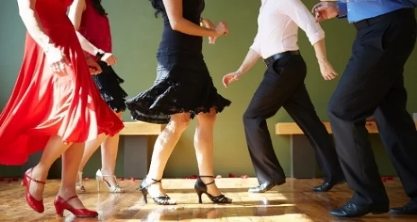 GROUP DANCE CLASSES