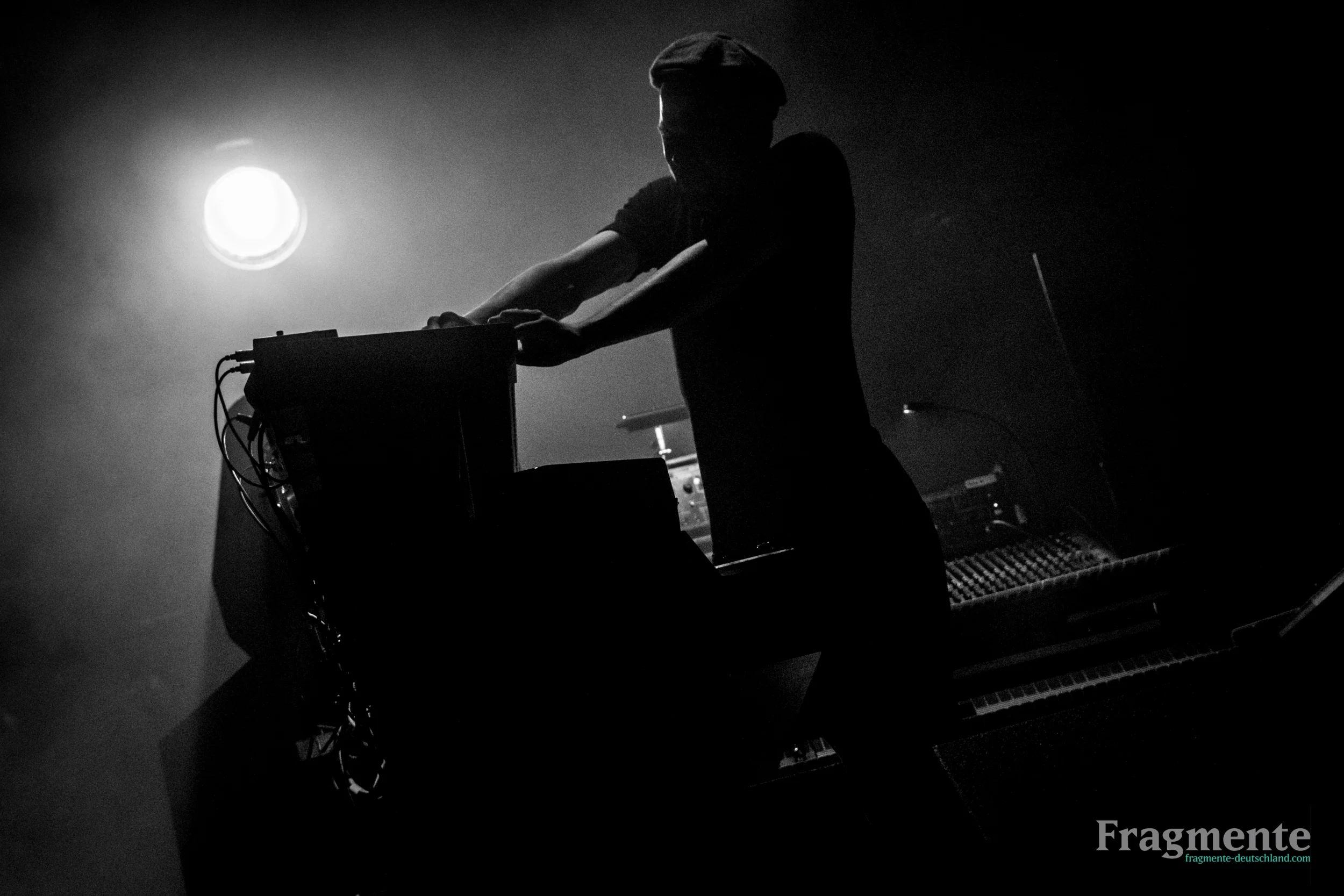Nils Frahm-8686.jpg