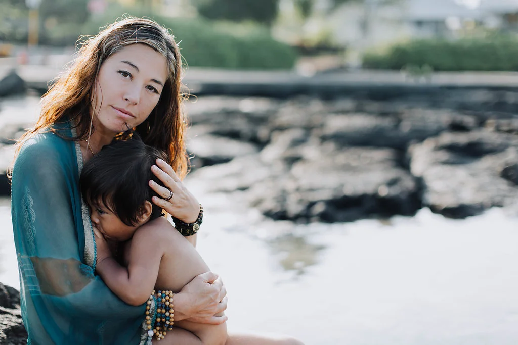 Dr. Jinju & Sekai (at 2 years old) Honaunau Bay, Hawai’i Photo: Cadencia Photography