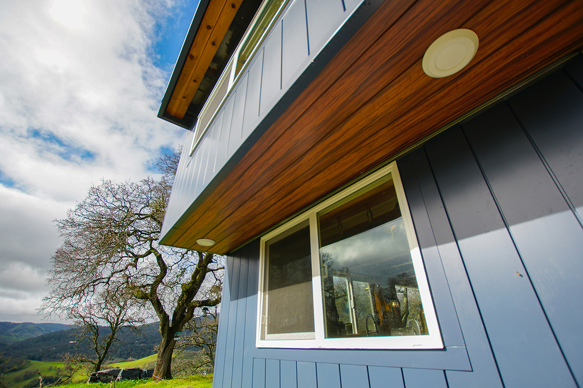 Tiny home exterior featuring Knotwood powder coated aluminum siding.