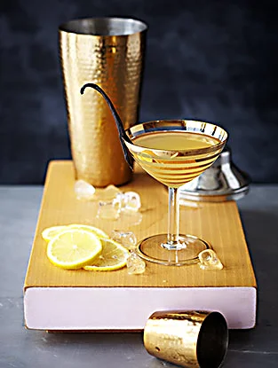 NMA_CocktailCabinet_VanillaLemonDrop.jpg