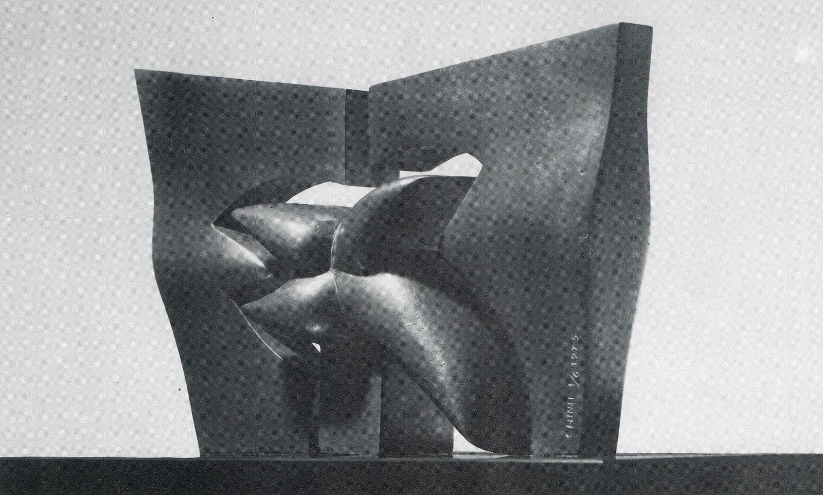 Earth Shell - model (1975)