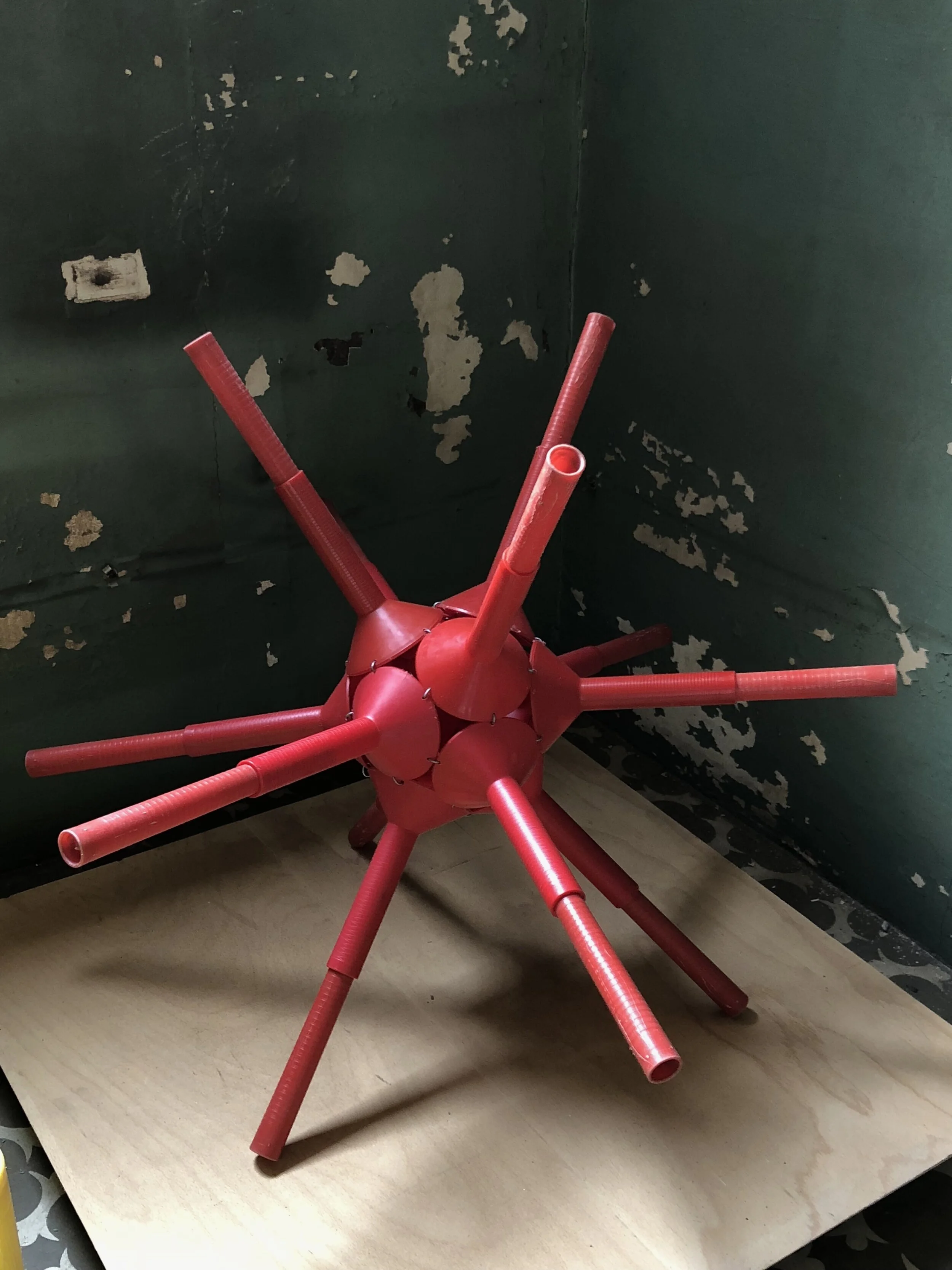 Red Dodechaderon
