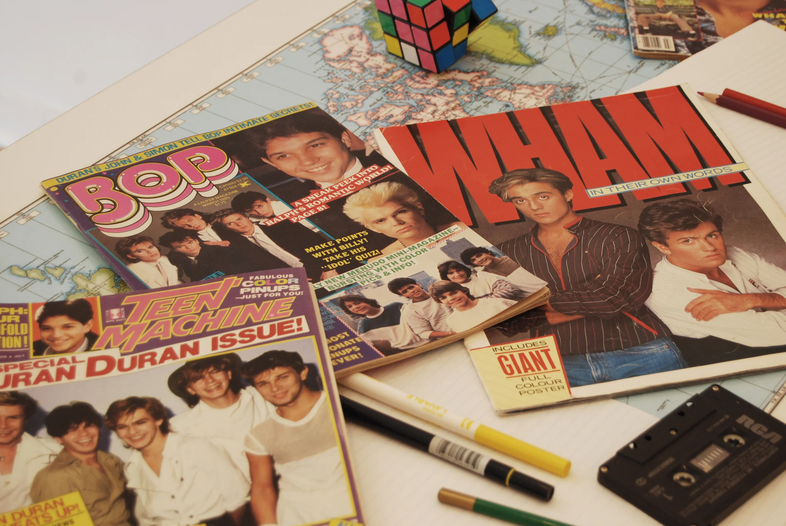 1985 - INSTALLATION Detail, DESK MAP