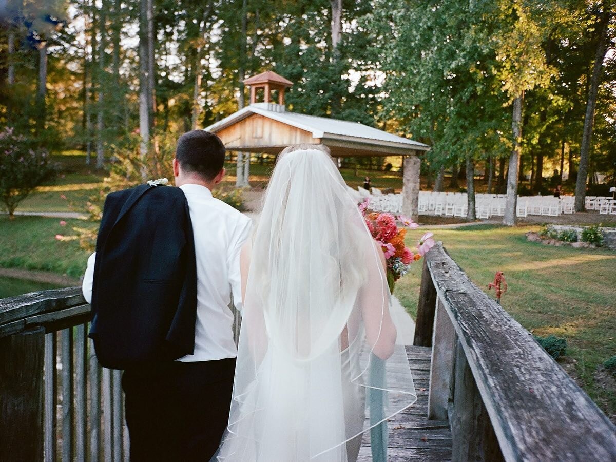 Molly &amp; Connor&rsquo;s wedding was truly like no other! The day felt like an enchanting woodlands fairytale crossed with modern design touches. Such a sweet and whimsical day. It was so fun to capture!🧡🌿