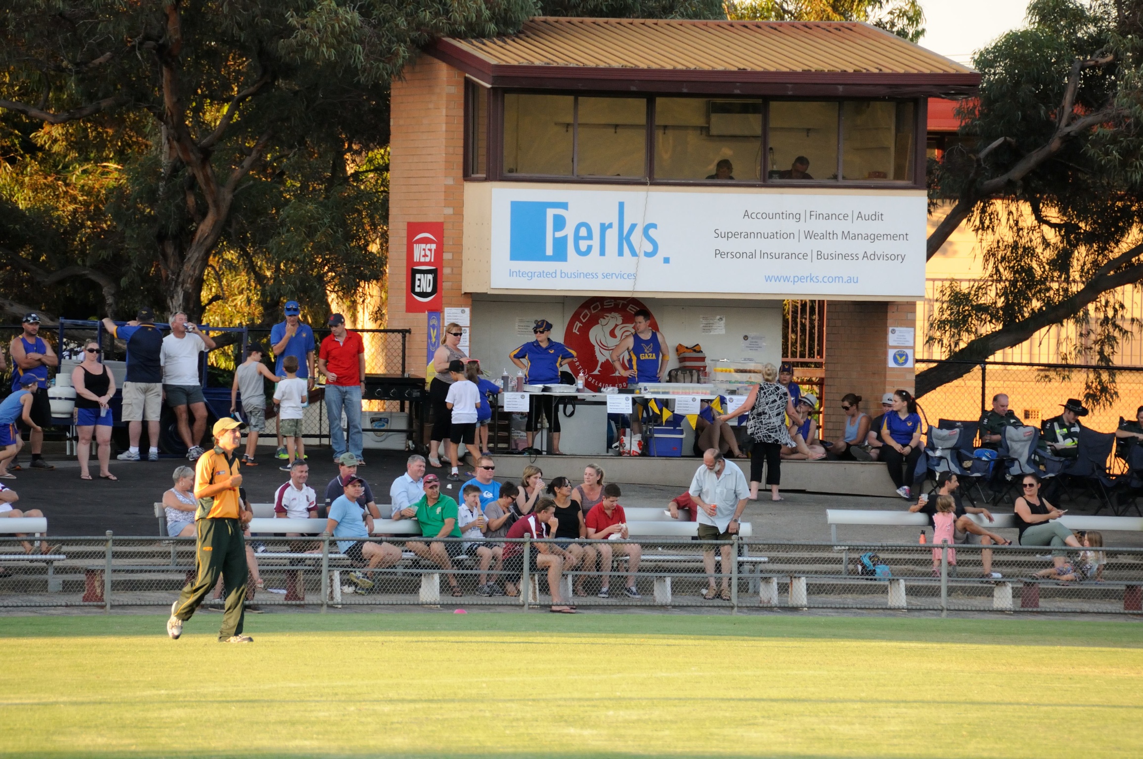 Gaza Football and Community Club took pride of place under the scoreboard with the BBQ and simply sensational cupcake stand.