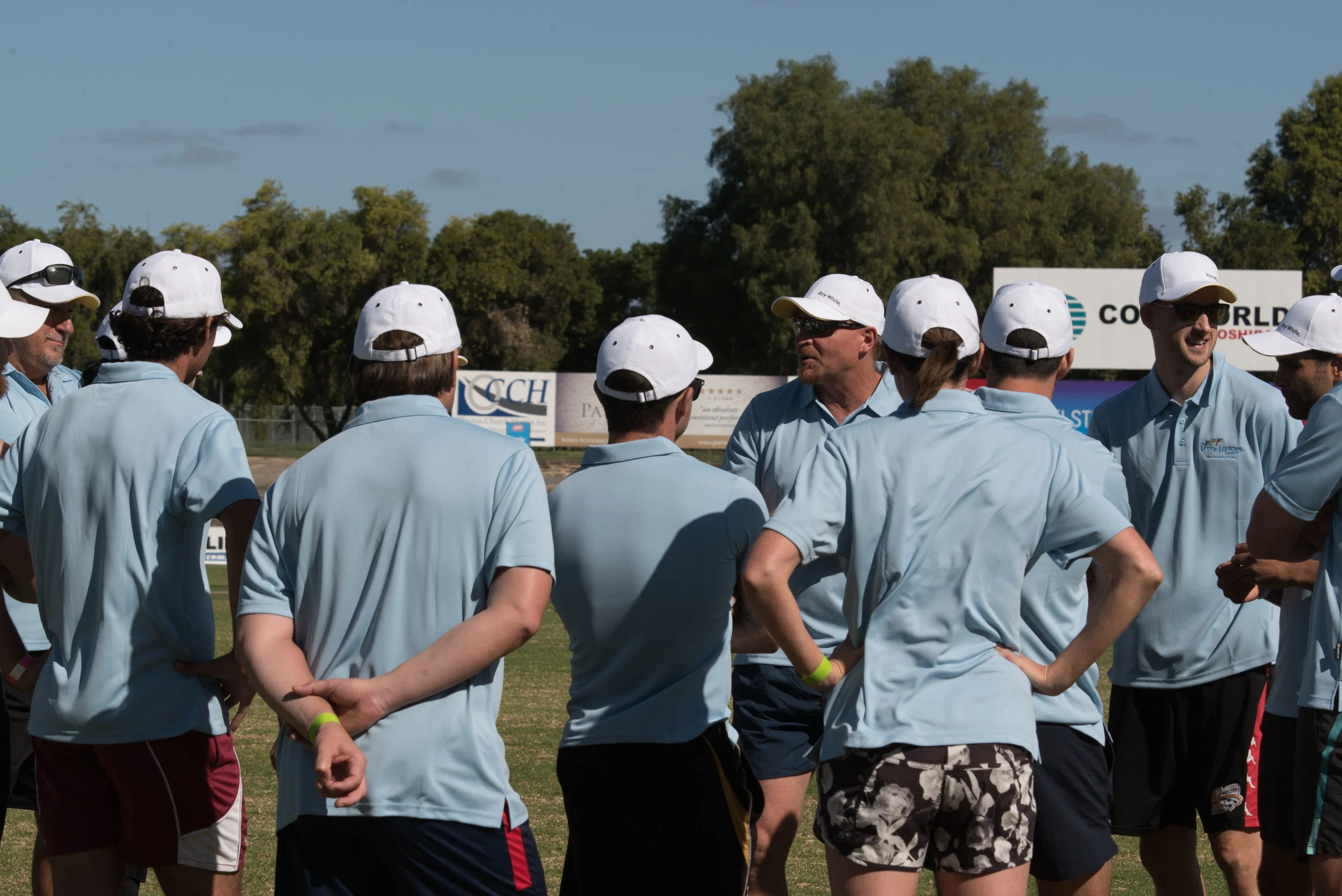 Wayne Weidemann, captain of the Blue team, encouraging his troops to give it their all for the Little Heroes. Great to see Jarrod Walsh listening to his captain.